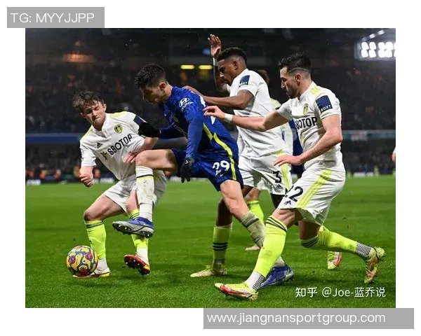 凯塞多同款防守引争议什克鲁莽踩脚裁判视而不见引发热议 凯塞多同款防守引争议什克鲁莽踩脚裁判视而不见引发热议