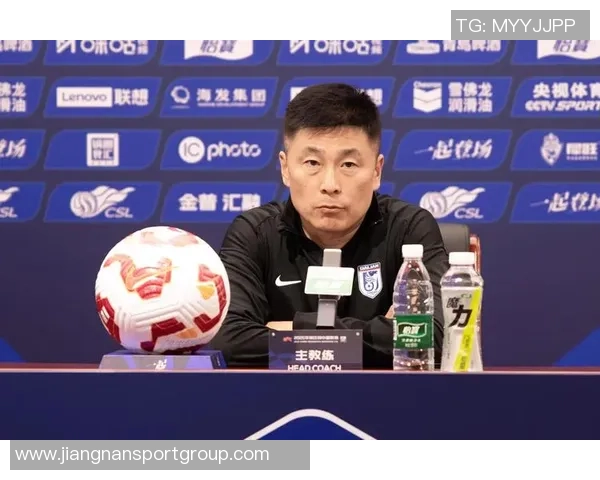 李国旭透露接到电话邀请竞聘国足主帅职位的背后故事与心路历程