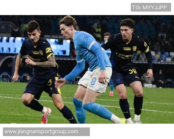 孔蒂坚持德布劳内主罚点球内雷斯无奈接受这一决定