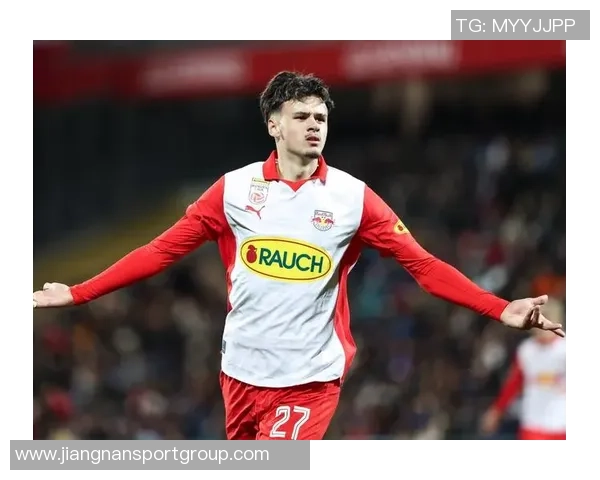 天空报道曼联切尔西波尔图争抢萨尔茨堡18岁前锋阿拉杰贝戈维奇