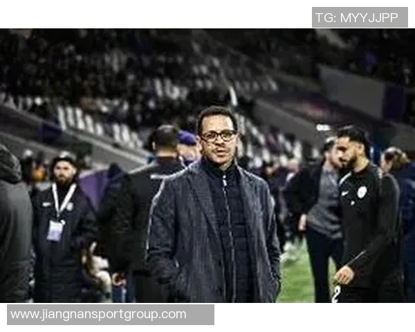 切尔西关注费利佩路易斯罗塞尼尔已抵达伦敦展开谈判