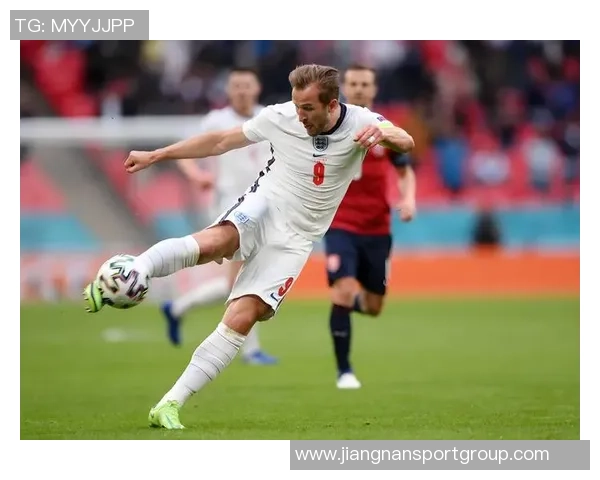 伊萨克状态低迷近15场比赛仅打入1球引发关注