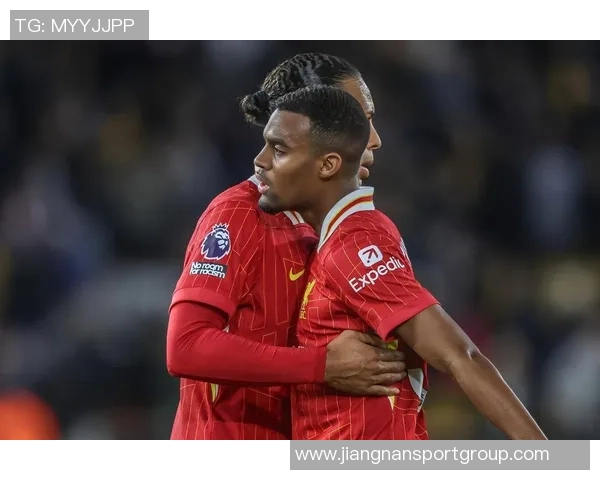 曼联客队票削减1000张阿森纳遭50万镑缓期罚款处罚